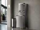 Bebedouro Industrial Robust 30 Litros instalado em ambiente corporativo